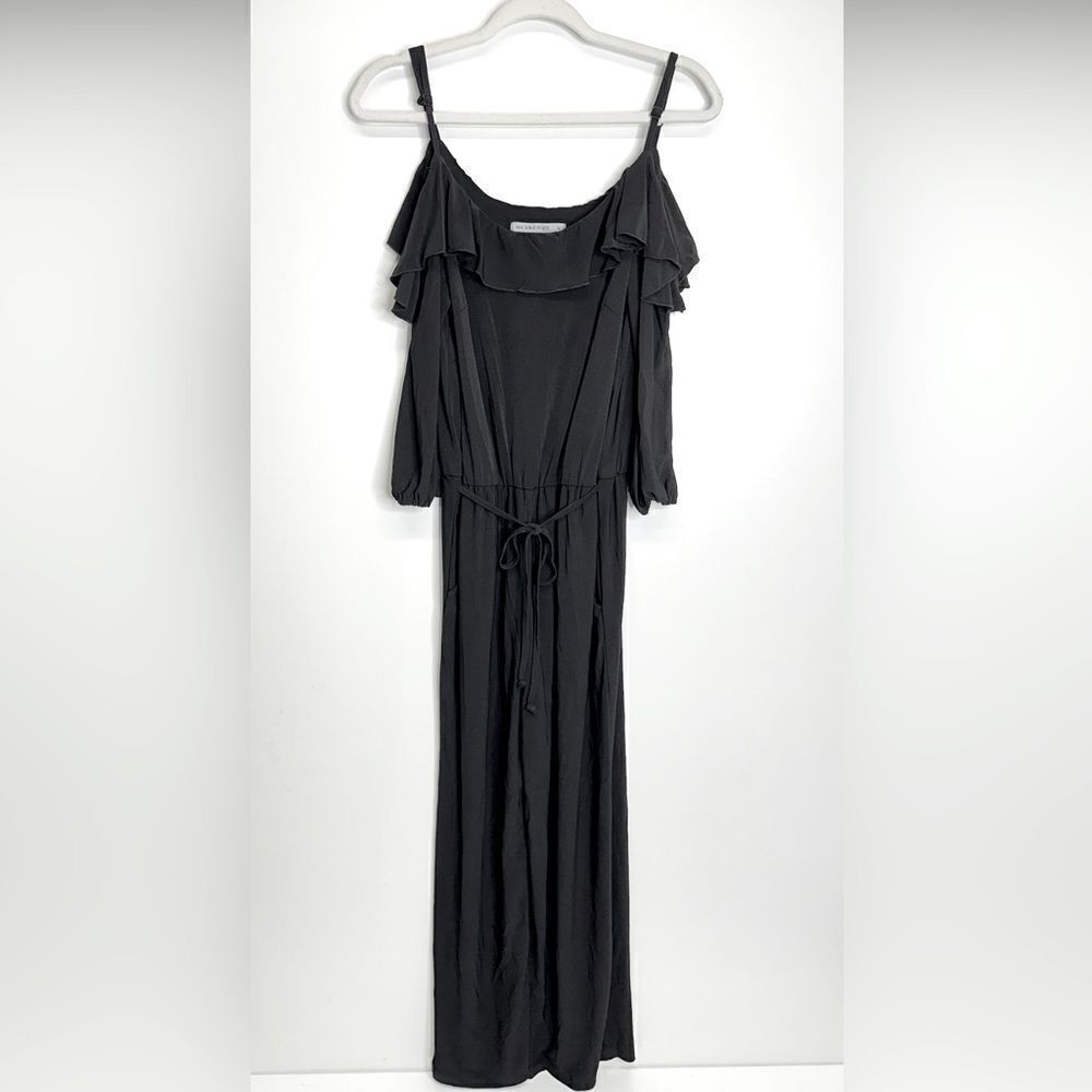 Mesmerize Romper Womens Black Ruffle Elastic Waistband Size Large‎